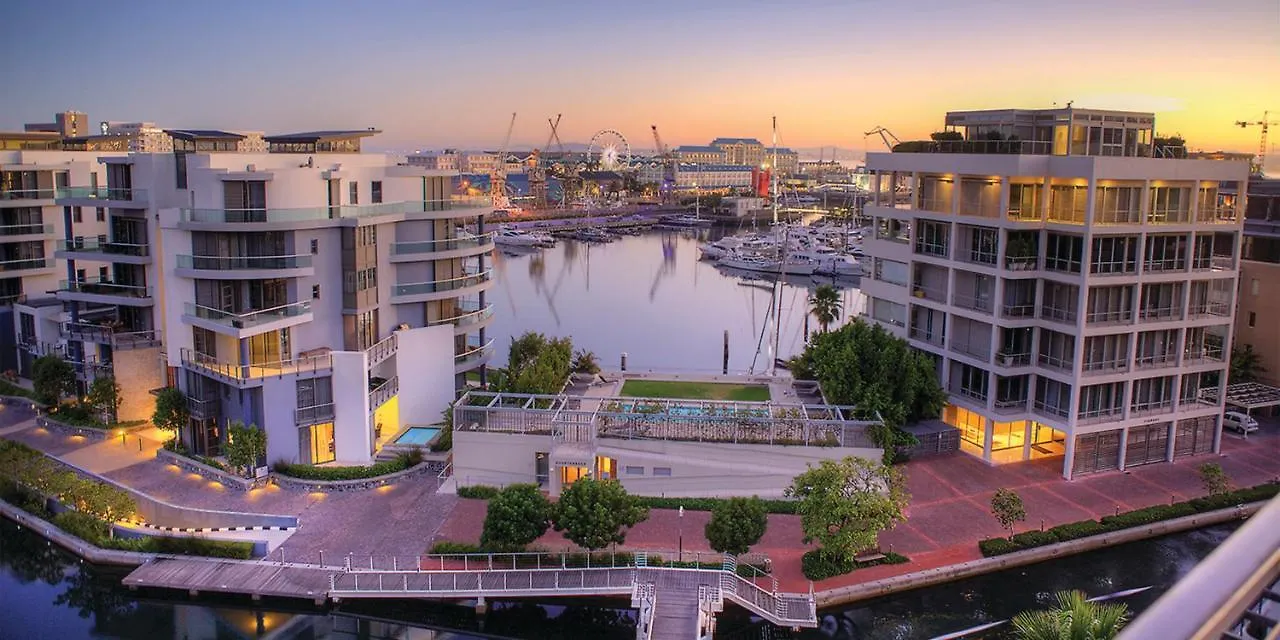Two Bedroom Apartment - Fully Furnished And Design Cape Town