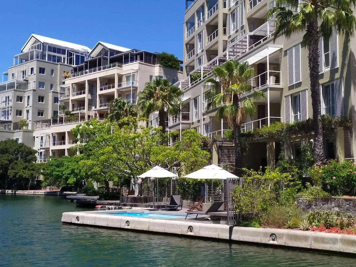 Two Bedroom Apartment - Fully Furnished And Design Cape Town